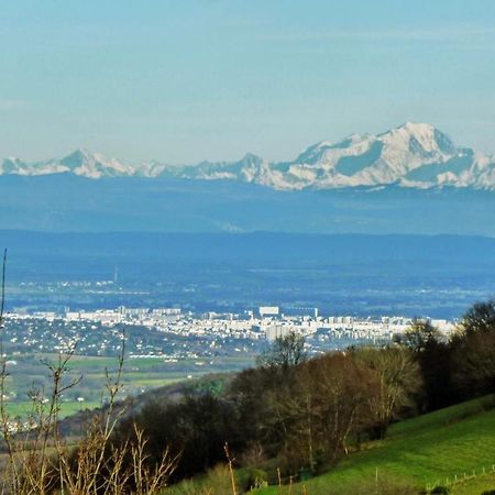Gites Des Esselards Yzeron Buitenkant foto