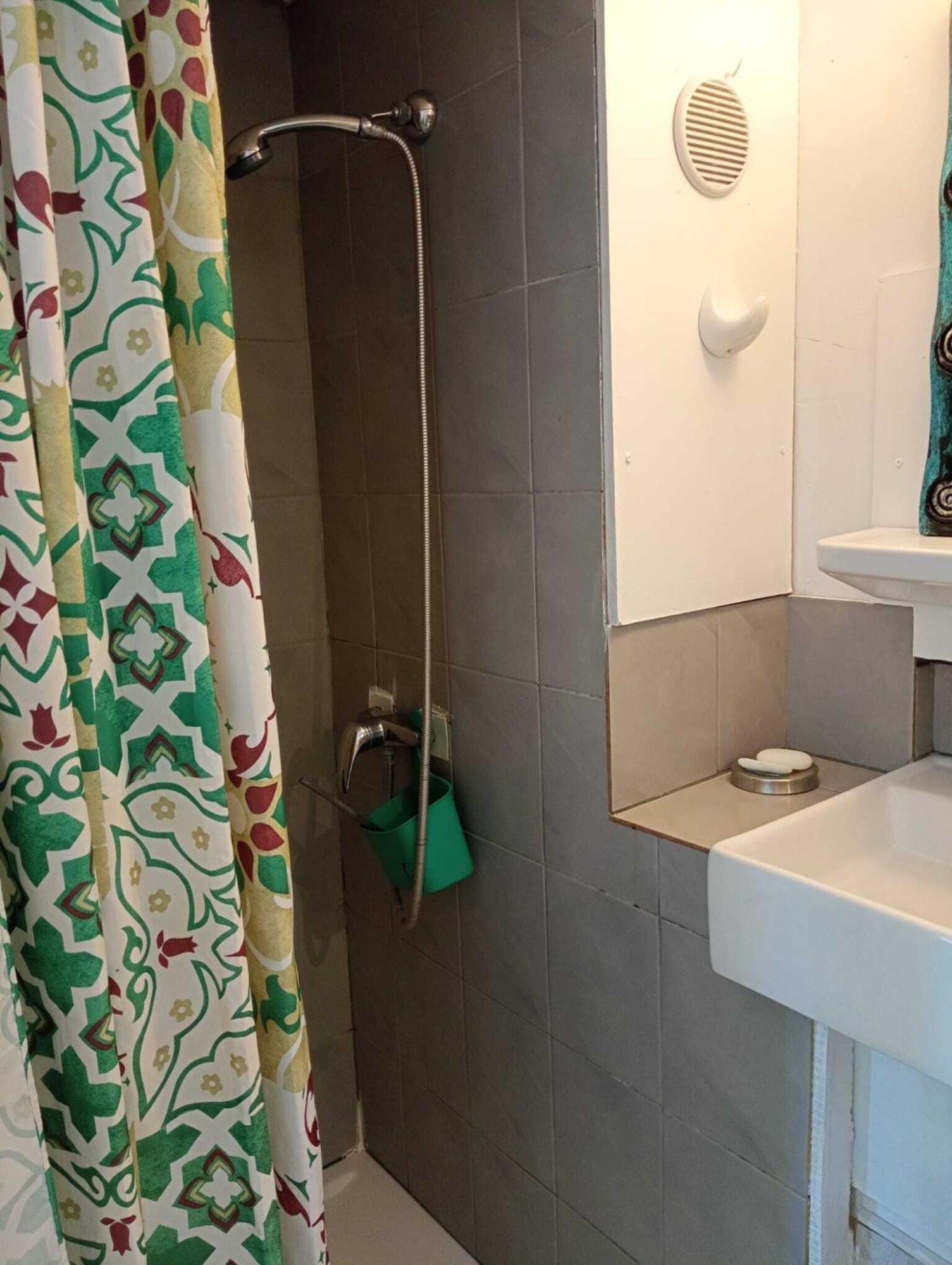 Gites Des Esselards Yzeron Kamer foto